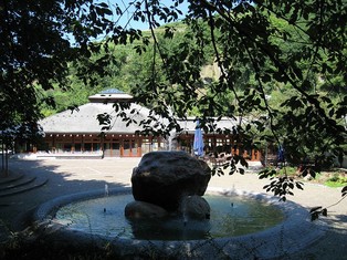 Brunnen beim Haus des Gastes